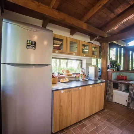 Alojamento de Acomodação e Pequeno-almoço Donna Maja San Severino