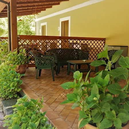 Donna Maja Alojamento de Acomodação e Pequeno-almoço San Severino