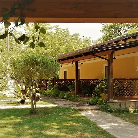 Donna Maja Bed & Breakfast